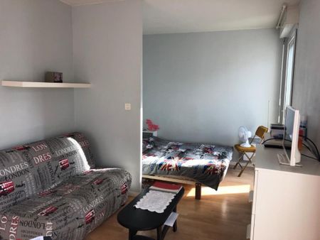 Location Appartement 1 pièce 24m² TOURS 37000 - Photo 2