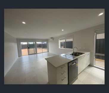 Brand New Family Home! - Photo 4