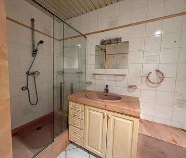 Location Appartement 2 pièces 51m² - Photo 5