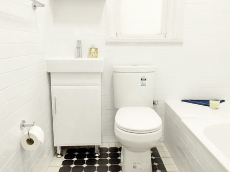 Double Bay - Photo 5