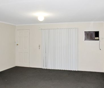 TWO BEDROOM UNIT IN PRIME LOCATION - Photo 1
