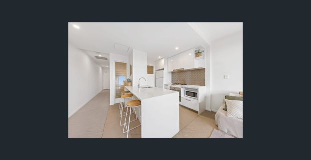 Bright & Modern Apartment with Resort Facilities - Photo 1