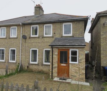 3 bedroom semi-detached house to rent - Photo 4