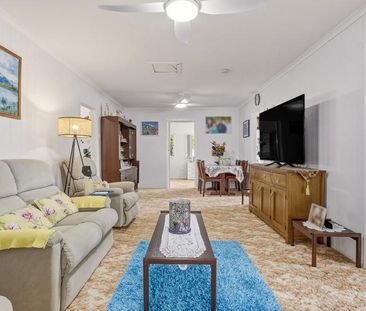 OLD SCHOOL CHARM - WALK TO SCHOOLS & BEACH - Photo 1