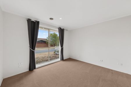 Family Home in Prime Taylors Lakes Location - Photo 2