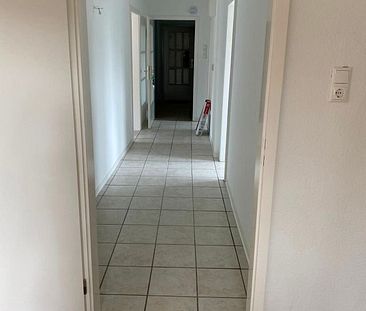 3-Zimmer-Wohnung mit WohnkÃ¼che im Dachgeschoss zu vermieten - Photo 3