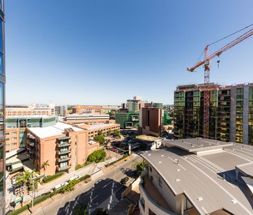 St Julien Residences - Stunning City & River Views! - Photo 1