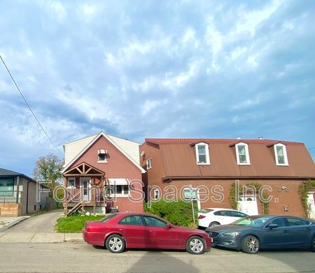 $1,275 / 1 br / 1 ba / 450 sqft 275 Kensington unit 2 - Photo 2
