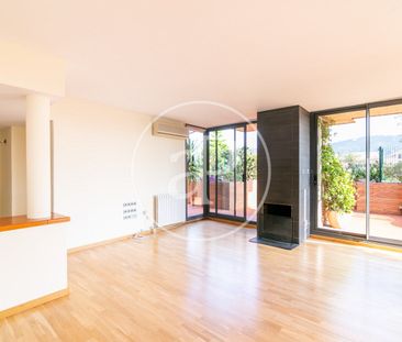 Penthouse for Rent in Sarrià - Photo 3