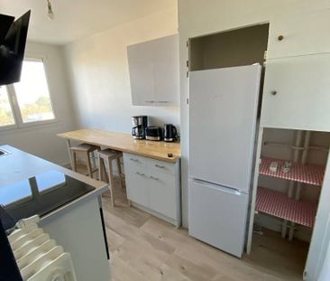 T3 58m2 2 chambres refait à neuf équipée - Photo 5