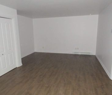 Logement triplex 5 1/2 1 er étage style condo - Photo 4
