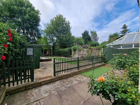 3 bedroom semi-detached house to rent - Photo 2