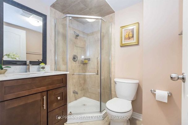 For Lease - 16 Eaton Park Lane Unit# 13, Toronto, Ontario - Photo 1