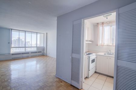 1975 Maisonneuve Blvd West - Photo 2