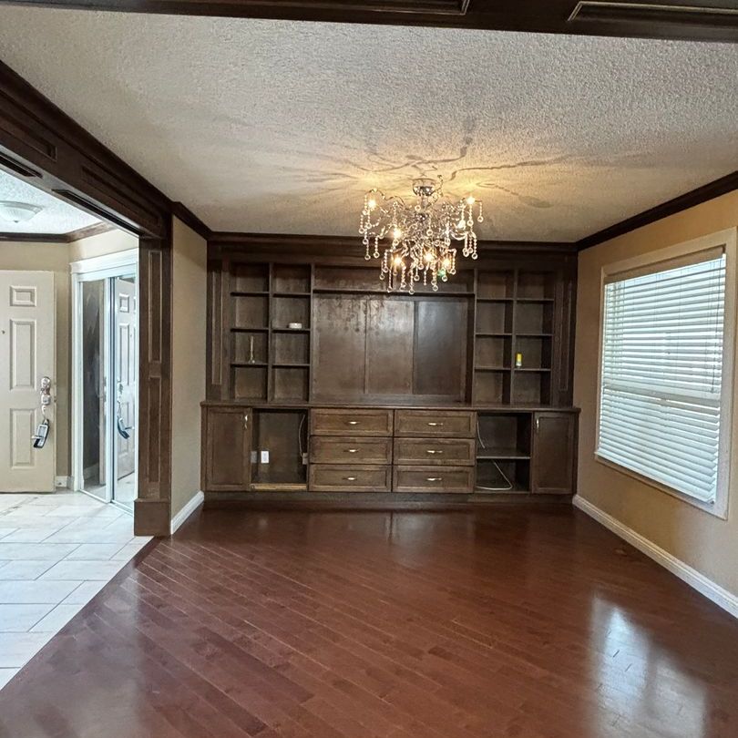 Main Floor Rental – 3 Bedroom Home in Martindale - Photo 1