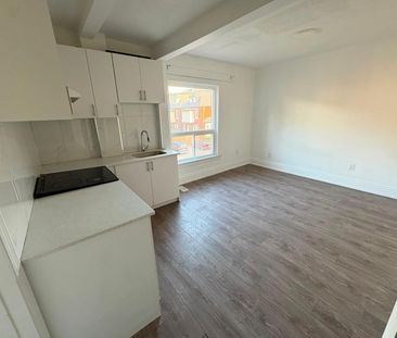 For Lease - 110 Mrytle Avenue, Hamilton, Ontario - Photo 6