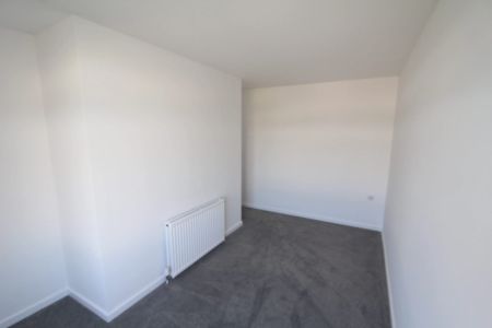 Dyche Road, Sheffield, S8 - Photo 5