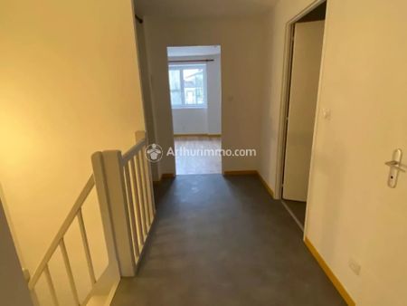 Location Maison 3 pièces 87 m2 à Brizambourg - Photo 2