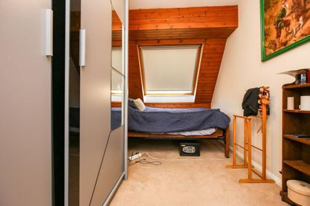 5 bedroom bungalow to rent - Photo 4