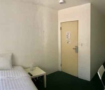 Room 15 (Non Ensuite) - Photo 2