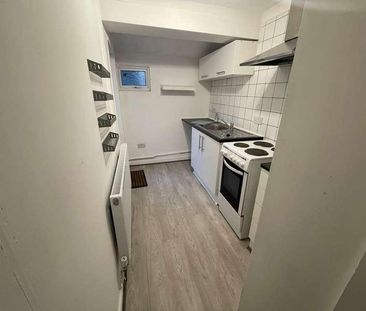 Kingarth Street, Cardiff, CF24 - Photo 4