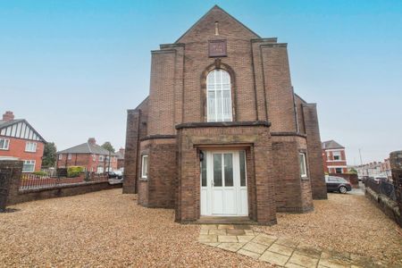 Apartment in Methodist Court, Currock, Carlisle - Photo 4