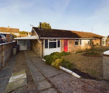 2 bedroom semi-detached bungalow to rent - Photo 2