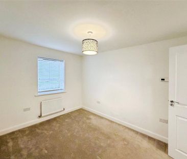 3 bedroom semi-detached house to rent - Photo 6