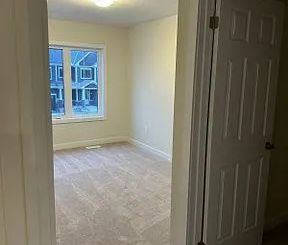 54 ROWLOCK STREET - Photo 2