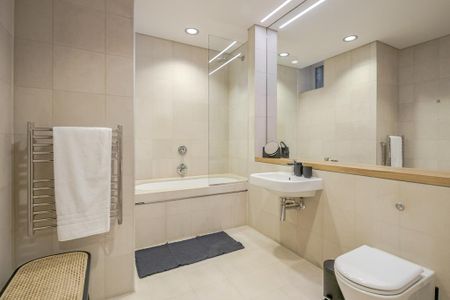 1 bedroom serviced apartment to rent - Photo 5