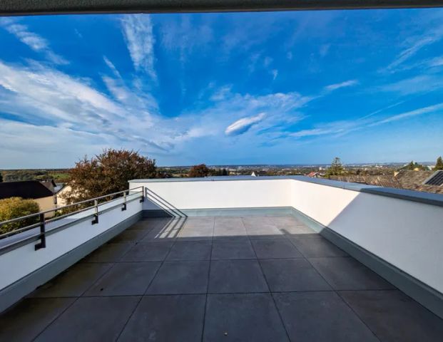 Mit dem Aufzug ins Penthouse...Neubau-Erstbezug mit Blick bis in die Eifel und nach Köln! - Photo 1