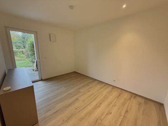 Ideale 2-Zimmer Gartenwohnung mit Tiefgarage und Parkplatz - Photo 1