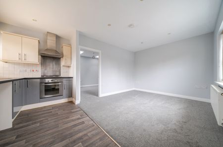 1 bedroom semi-detached bungalow to rent - Photo 3