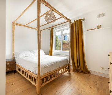 5 Bed Terraced House, Regal Close, E1 - Photo 3