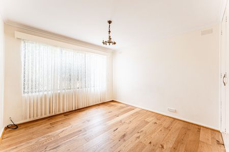 3/69 Lincoln Road, Essendon VIC 3040 - Photo 2