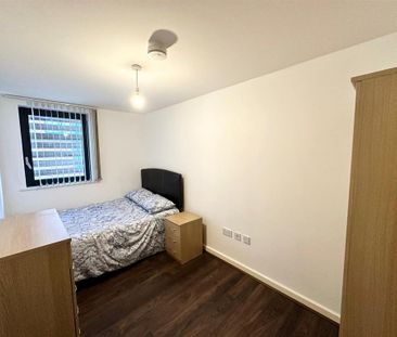 2 bedroom apartment to rent - Photo 4