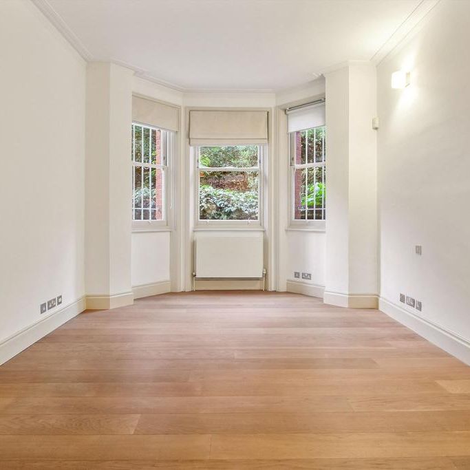 4 bedroom flat to rent - Photo 1