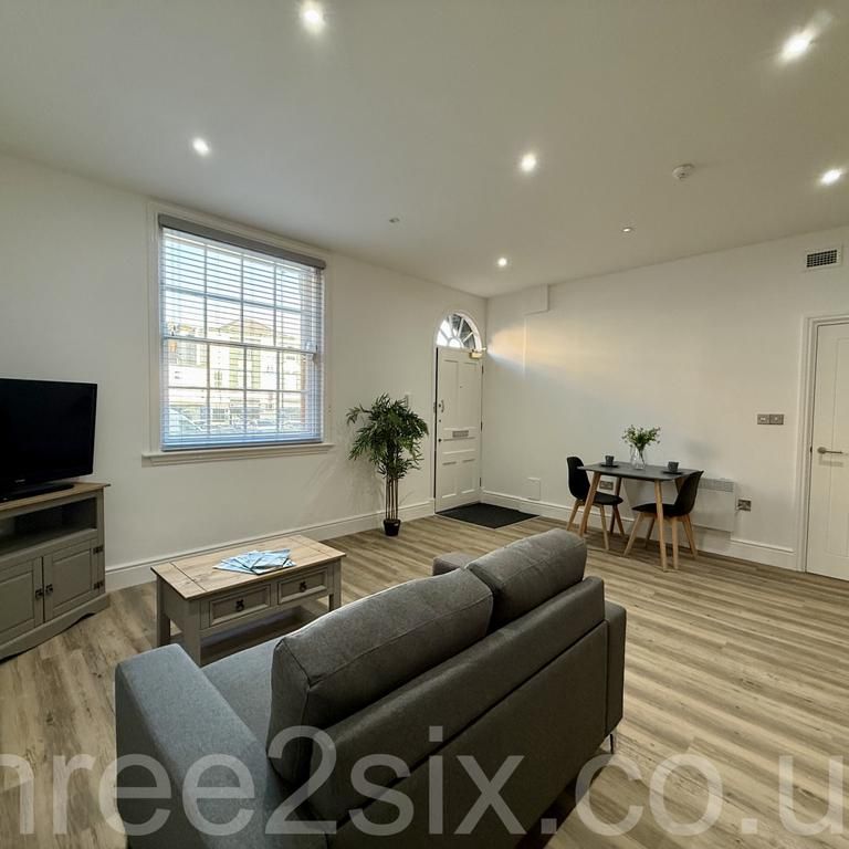 1 bedroom apartment to rent - Photo 1