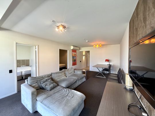 Spacious 2 bedrooms Furnished Apartment - Photo 1