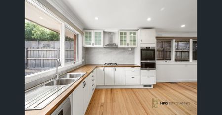 Freshly Updated 5-Bedroom Home! - Photo 2