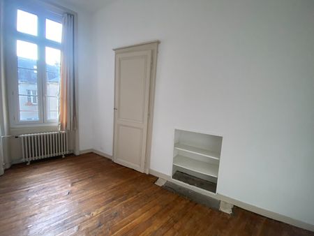 A Louer - Nantes Quartier Chateau - Appartement Nantes 5 Pièces De 140.16 M2 - Photo 4