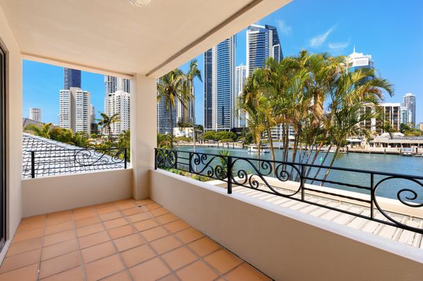 Unit 1/9 Tarcoola Crescent - Photo 1