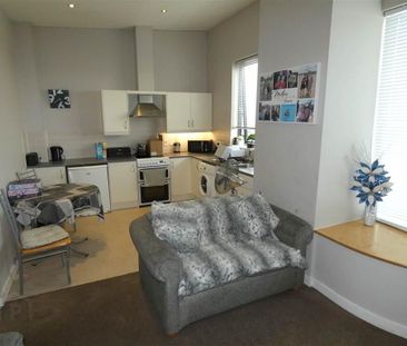 Skainos Square, 301 Skainos Apartments, Newtownards Road, Belfast, BT4 - Photo 5
