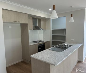 4BR NEW LIVING - Photo 4