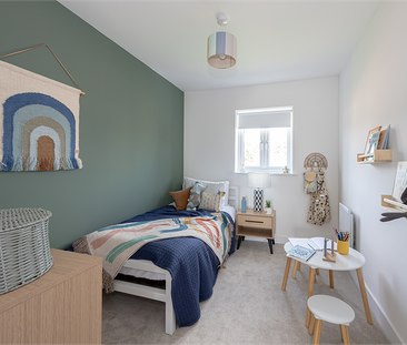 4 bedroom semi-detached house to rent - Photo 2