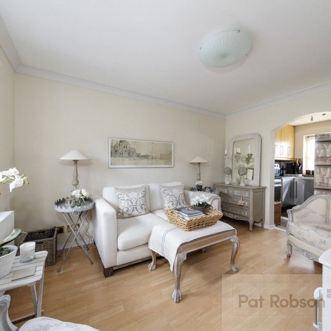 Middlewood Park, Newcastle Upon Tyne - Photo 1