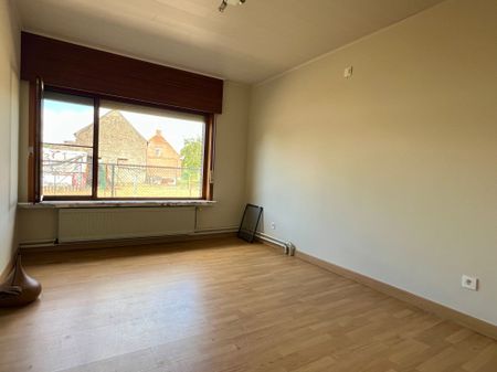 Open bebouwing met 3 slaapkamers en garage - Photo 4