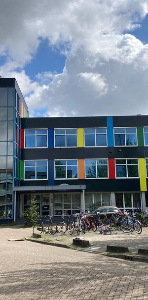 Ongemeubileerde studentenkamer te huur in Amsterdam - Photo 1