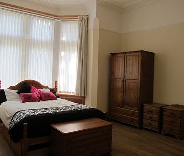 130 Warwick Road, Carlisle (STUDENT HOUSE) - 1 ROOM AVAILABLE FROM September 2024 - Photo 1