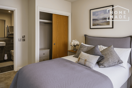 3 bedroom flat to rent - Photo 2